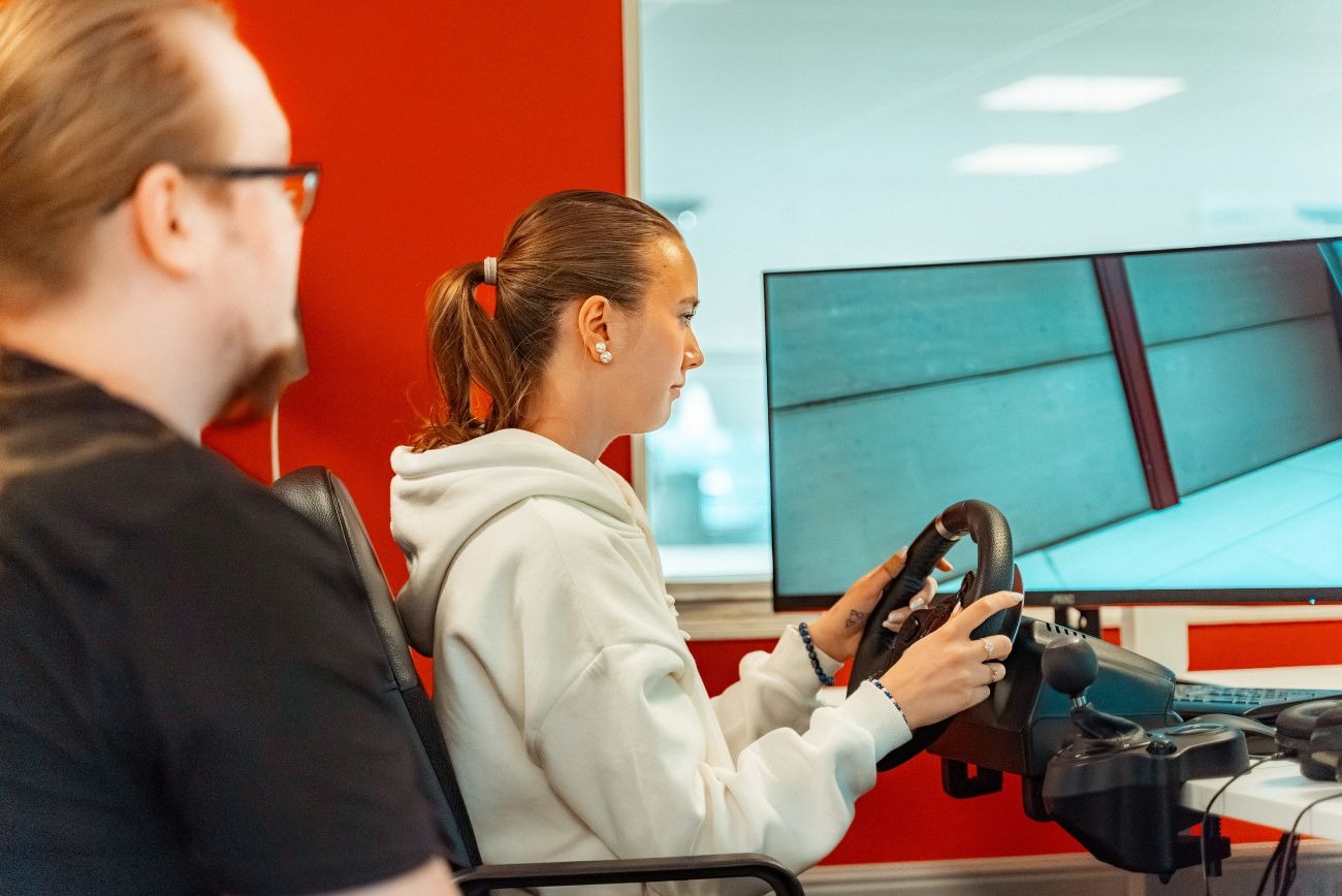 Fordonselev övar med en simulator